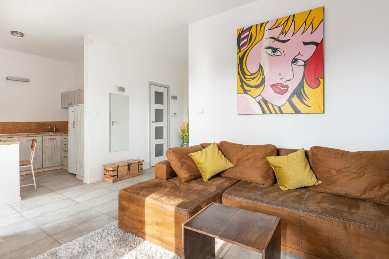 Superapart Wilanowska Apt 20 "Pet-Friendly 1Br Home With Patio Warszawa Eksteriør billede