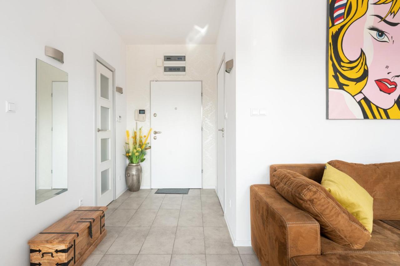 Superapart Wilanowska Apt 20 "Pet-Friendly 1Br Home With Patio Warszawa Eksteriør billede